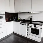 Ah Kuzmanyho Aircon Apartment *