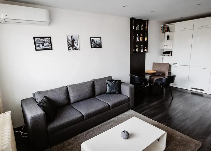 Lägenhet Ah Kuzmanyho Aircon